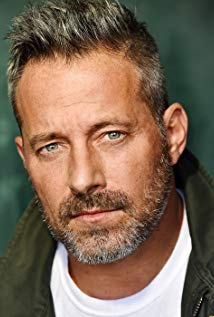 Johnny Messner